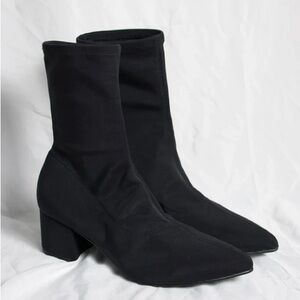 Elegant Black Heeled Boots for Women